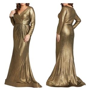 Mac Duggal 49073 Metallic Gold Pleated Gown Long Sleeve Size 22 NWT
